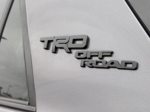 Used 2023 Toyota 4Runner TRD Off-Road Premium AWD/4WD image 11