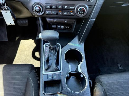Used 2018 Kia Sportage LX w/ LX Popular Package FWD image 20