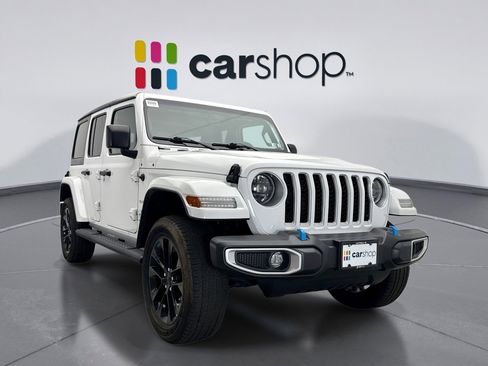 Used 2023 Jeep Wrangler Unlimited Sahara image 7