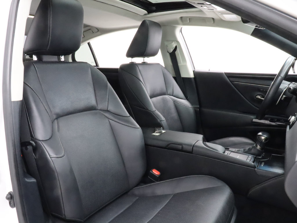 Used 2022 Lexus ES 300h w/ Premium Package FWD image 24
