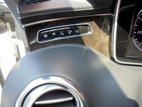 Used 2015 Mercedes-Benz S 550 4MATIC Coupe image 17