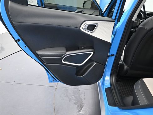 Certified 2023 Kia Soul GT-Line image 16