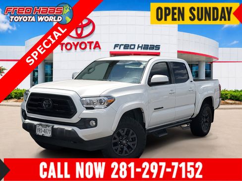 Used 2023 Toyota Tacoma SR5 RWD image 1