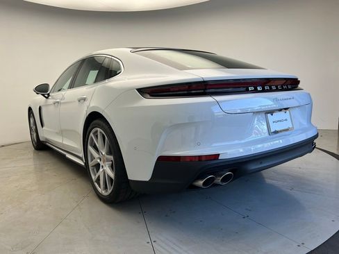 Used 2026 Porsche Panamera image 3