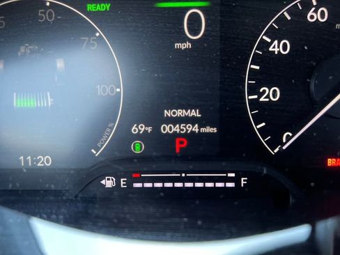 Used 2025 Honda Civic Sport image 25