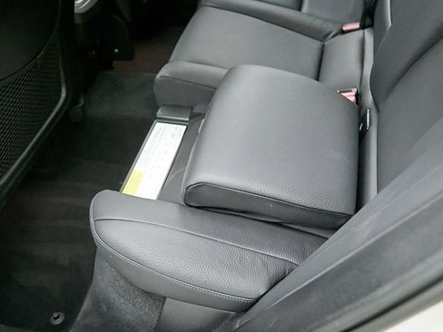 Certified 2023 Volvo XC60 B5 Plus w/ Protection Package Premier image 21