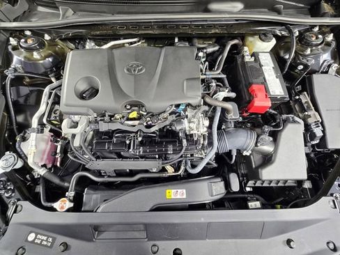 Used 2024 Toyota Camry LE w/ Convenience Package image 13