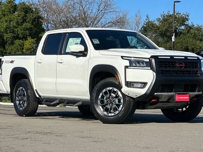 New 2026 Nissan Frontier PRO-4X w/ Tow Package