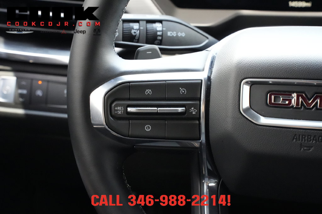 Used 2026 GMC Acadia Elevation w/ Elevation Premium Package FWD image 8