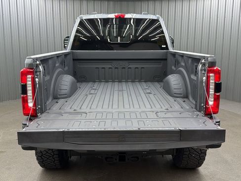 Used 2025 Ford F350 Lariat w/ Lariat Ultimate Package image 18