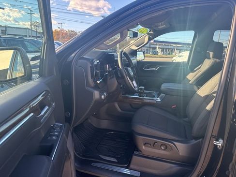 Certified 2024 GMC Sierra 1500 Elevation image 17