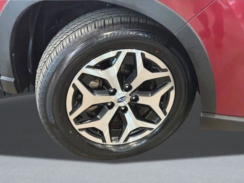 Used 2023 Subaru Forester Premium AWD/4WD image 18