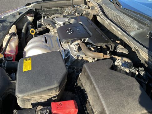 Used 2012 Toyota Camry SE image 38