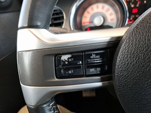 Used 2011 Ford Mustang GT Premium w/ Electronics Pkg image 17