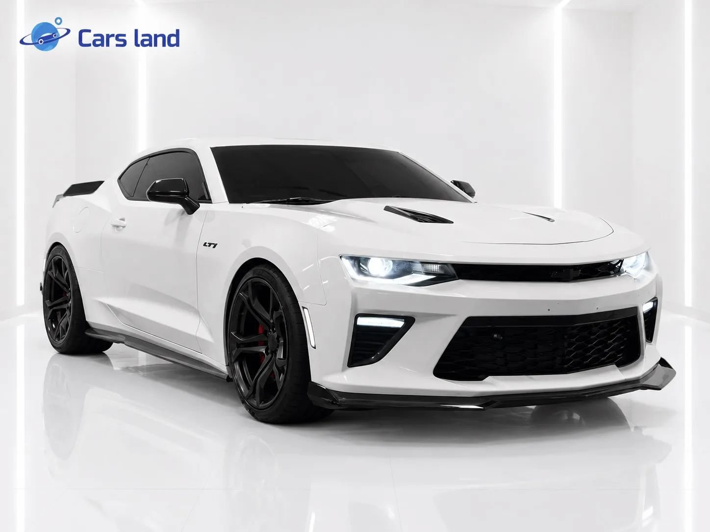 Used 2018 Chevrolet Camaro SS RWD image 1