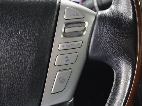 Used 2018 INFINITI QX80 4WD w/ Driver Assistance Package image 18