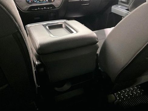 Used 2018 Chevrolet Silverado 1500 LT image 11