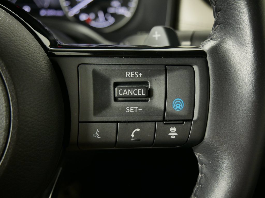 Used 2023 Nissan Rogue SV w/ SV Premium B Package AWD/4WD image 26