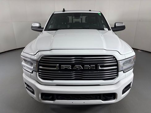 Used 2019 RAM 2500 Laramie AWD/4WD image 3