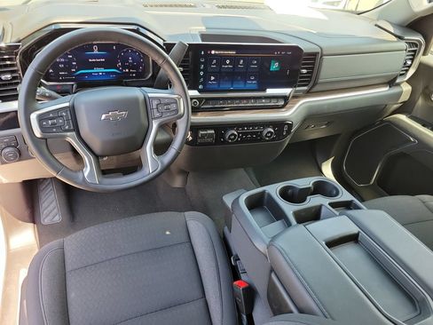 Used 2026 Chevrolet Silverado 1500 RST AWD/4WD image 15