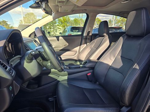 Used 2021 Honda HR-V EX-L image 22