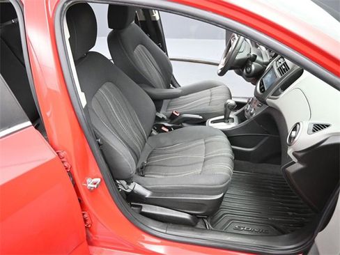 Used 2016 Chevrolet Sonic LT image 19