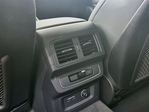 Used 2025 Audi Q5 2.0T Premium AWD/4WD image 28