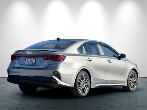 Certified 2024 Kia Forte GT-Line image 4