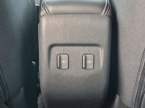 Used 2023 Nissan Kicks SV FWD image 18