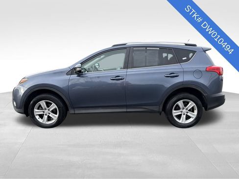 Used 2013 Toyota RAV4 XLE image 4