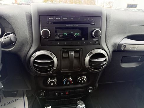 Used 2017 Jeep Wrangler Sport w/ Quick Order Package 24S image 19