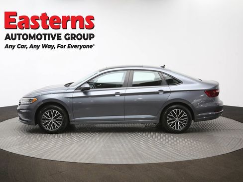 Used 2021 Volkswagen Jetta SE w/ SE Cold Weather Package image 59
