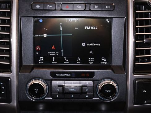 Certified 2019 Ford F450 Platinum w/ Platinum Ultimate Package AWD/4WD image 39