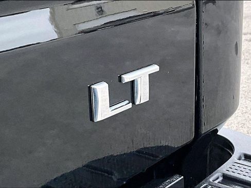 Used 2025 Chevrolet Silverado 1500 LT image 8