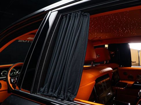 Used 2024 Rolls-Royce Phantom Sedan RWD image 65