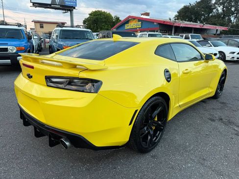 Used 2016 Chevrolet Camaro SS RWD image 5