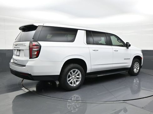 Used 2022 Chevrolet Suburban LS image 5