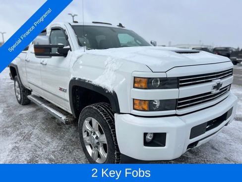 Used 2019 Chevrolet Silverado 2500 LTZ image 7