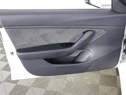 Used 2020 Tesla Model 3 Performance image 22
