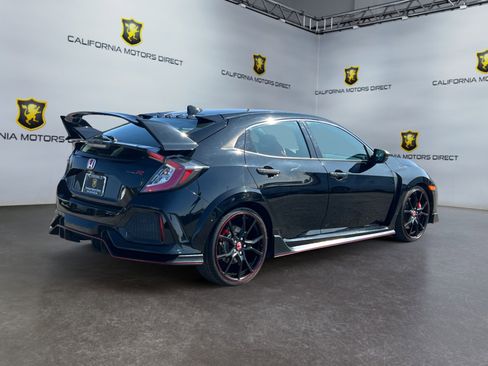 Used 2018 Honda Civic Type R image 5