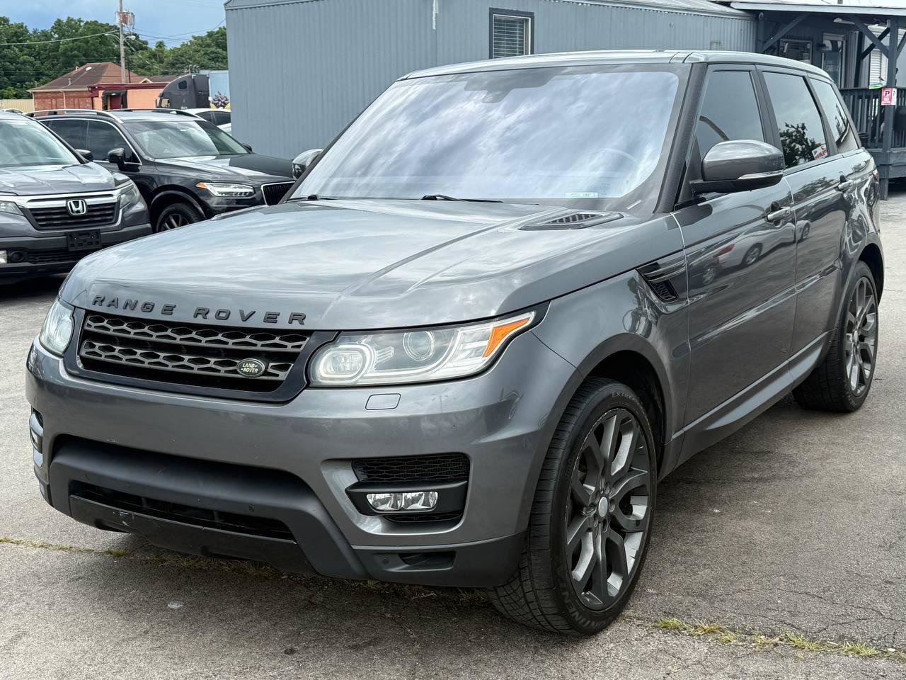 Used 2016 Land Rover Range Rover Sport SE AWD/4WD image 6