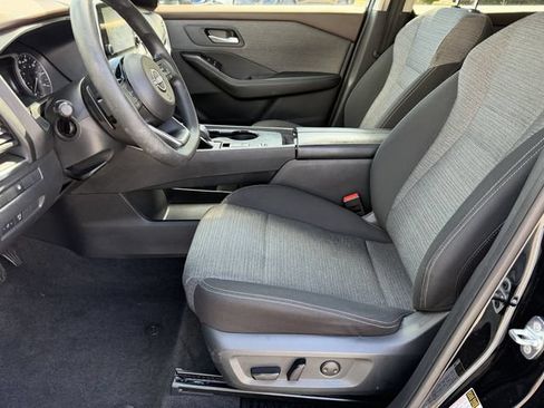 Certified 2023 Nissan Rogue SV FWD image 24