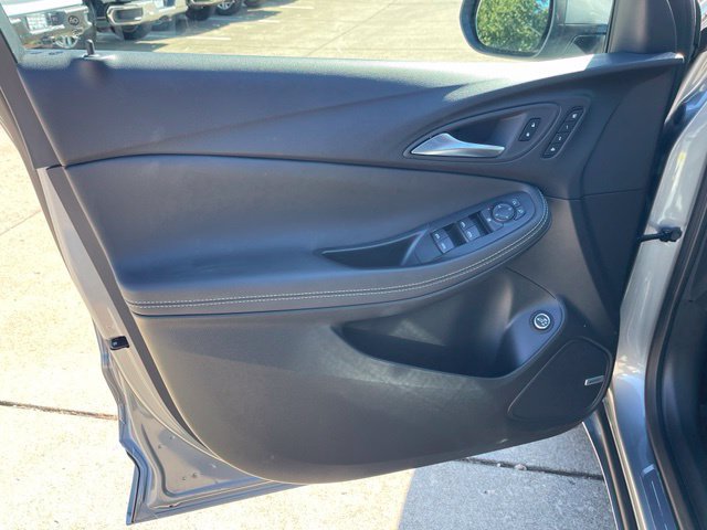 Used 2024 Buick Encore GX Avenir w/ Avenir Technology Package FWD image 20