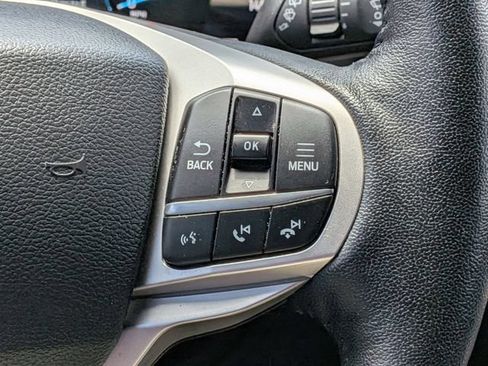 Used 2023 Ford Explorer XLT w/ Equipment Group 202A AWD/4WD image 20