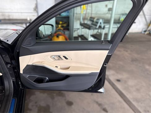 New 2026 BMW 330i 330i w/ Premium Package image 27