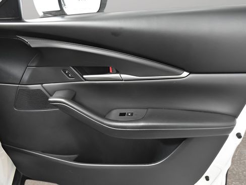 Used 2023 MAZDA CX-30 AWD 2.5 S w/ Select Package image 35