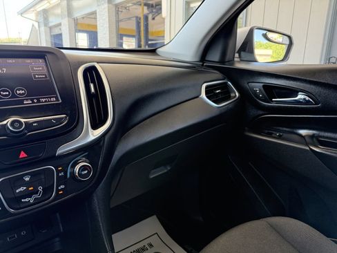 Used 2020 Chevrolet Equinox LT AWD/4WD image 17
