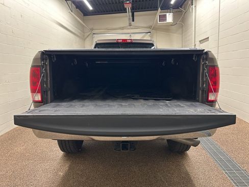 Used 2018 RAM 3500 Tradesman w/ Chrome Appearance Group image 11