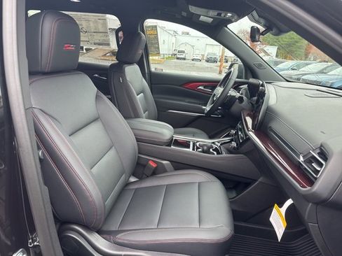 New 2026 Chevrolet Traverse Z71 w/ Enhanced Driving Package image 17