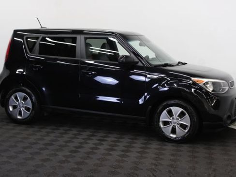 Used 2015 Kia Soul FWD image 4